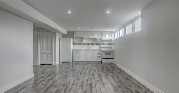 Bsmt-17 Tralee Avenue, Toronto, ON, M1G 3E3 - 3