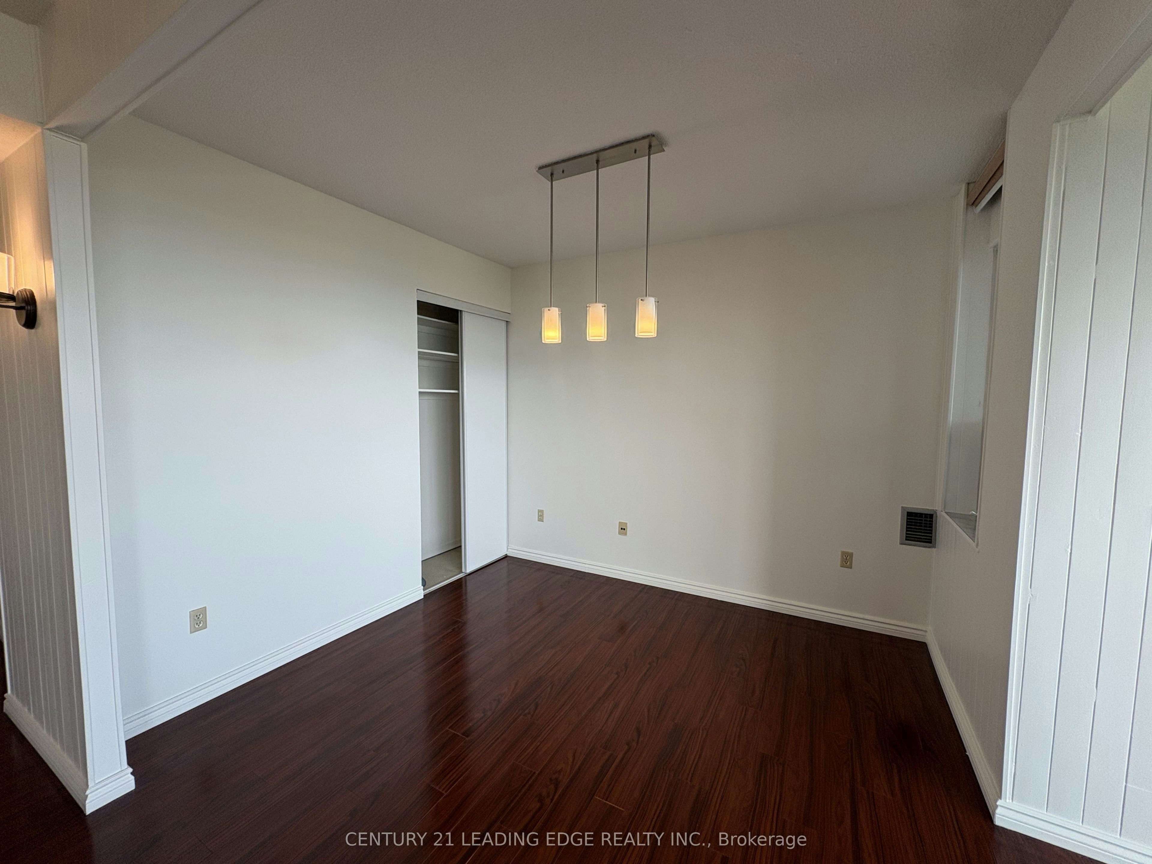 1915-121 Ling Road, Toronto, ON, M1E 4Y2 - 12