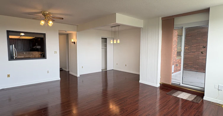1915-121 Ling Road, Toronto, ON, M1E 4Y2 - 9