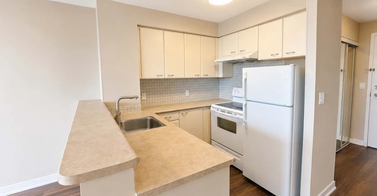 3512-38 Lee Centre Drive, Toronto, ON, M1H 3J7 - 5