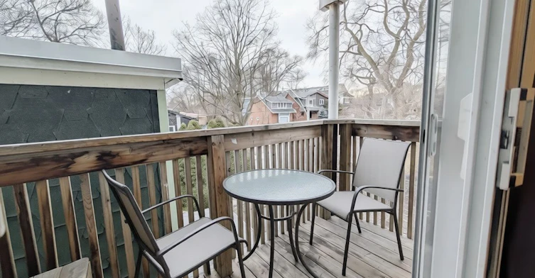 2-258 Kenilworth Avenue, Toronto, ON, M4L 3S8 - 5