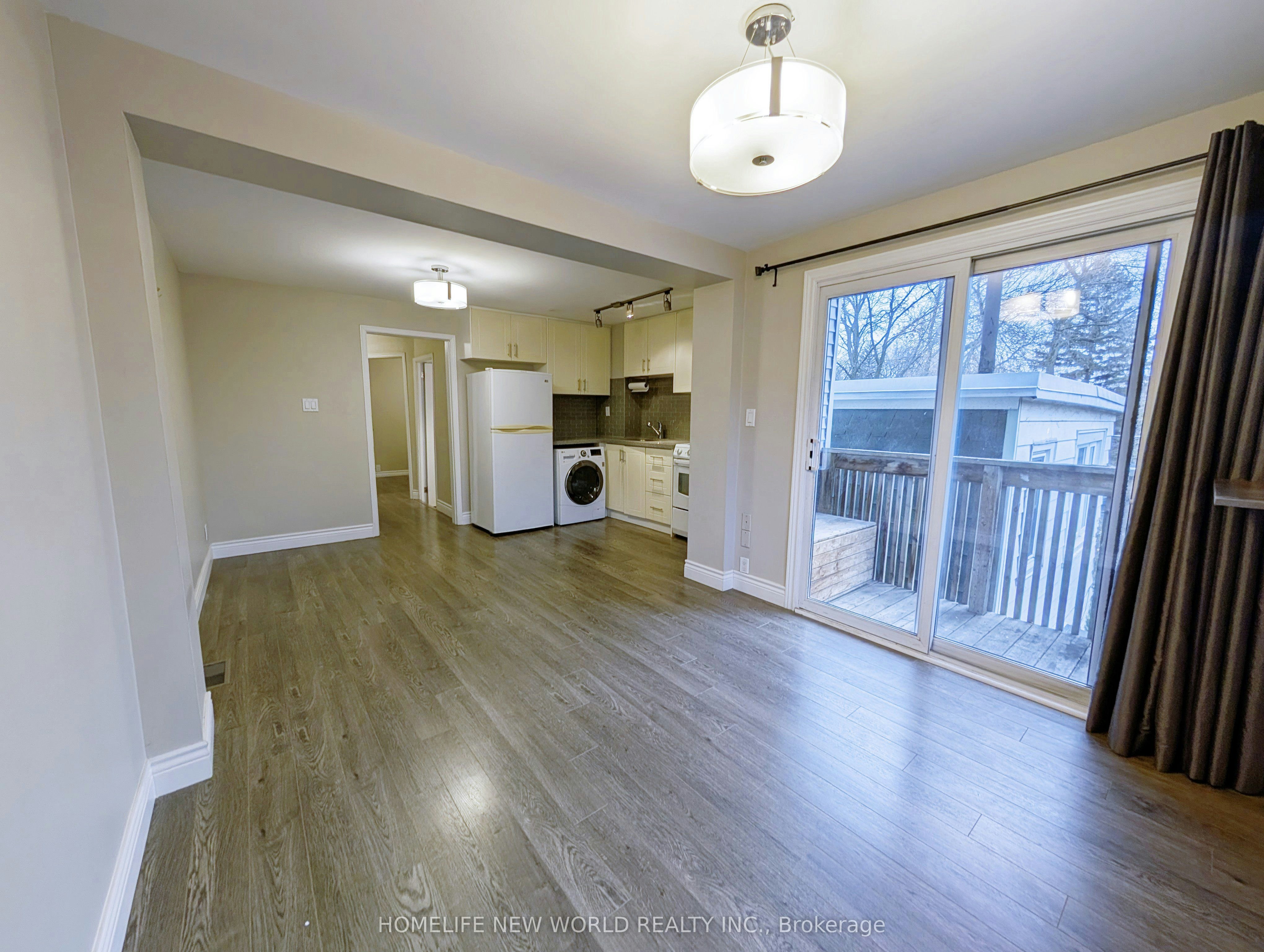 2-258 Kenilworth Avenue, Toronto, ON, M4L 3S8 - 4