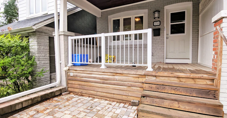 2-258 Kenilworth Avenue, Toronto, ON, M4L 3S8 - 13