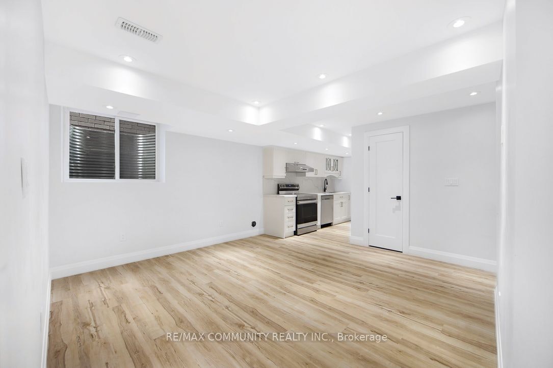 Bsmt-2447 Moonlight Crescent, Pickering, ON, L1V 2P8 - 5