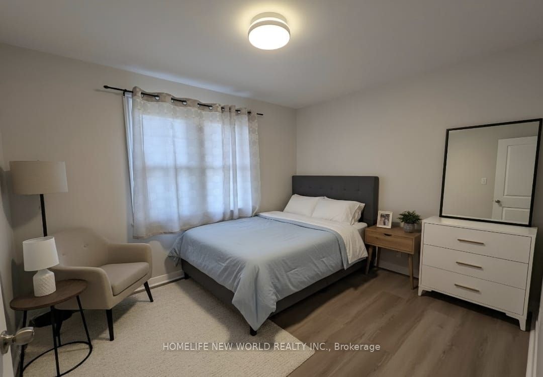 Main-544 Mary Street E, Whitby, ON, L1N 2R3 - 8
