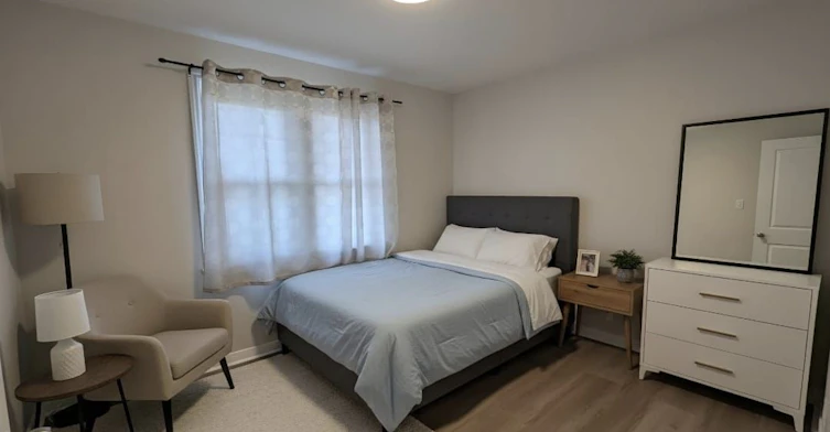 Main-544 Mary Street E, Whitby, ON, L1N 2R3 - 8