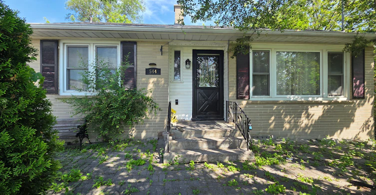 Main-544 Mary Street E, Whitby, ON, L1N 2R3