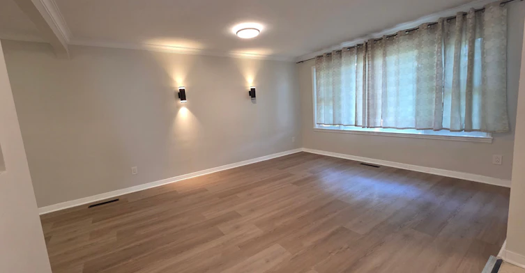 Main-544 Mary Street E, Whitby, ON, L1N 2R3 - 4