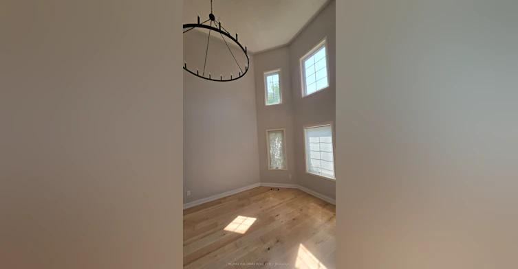 39 Pogson Drive, Whitby, ON, L1R 2H9 - 5