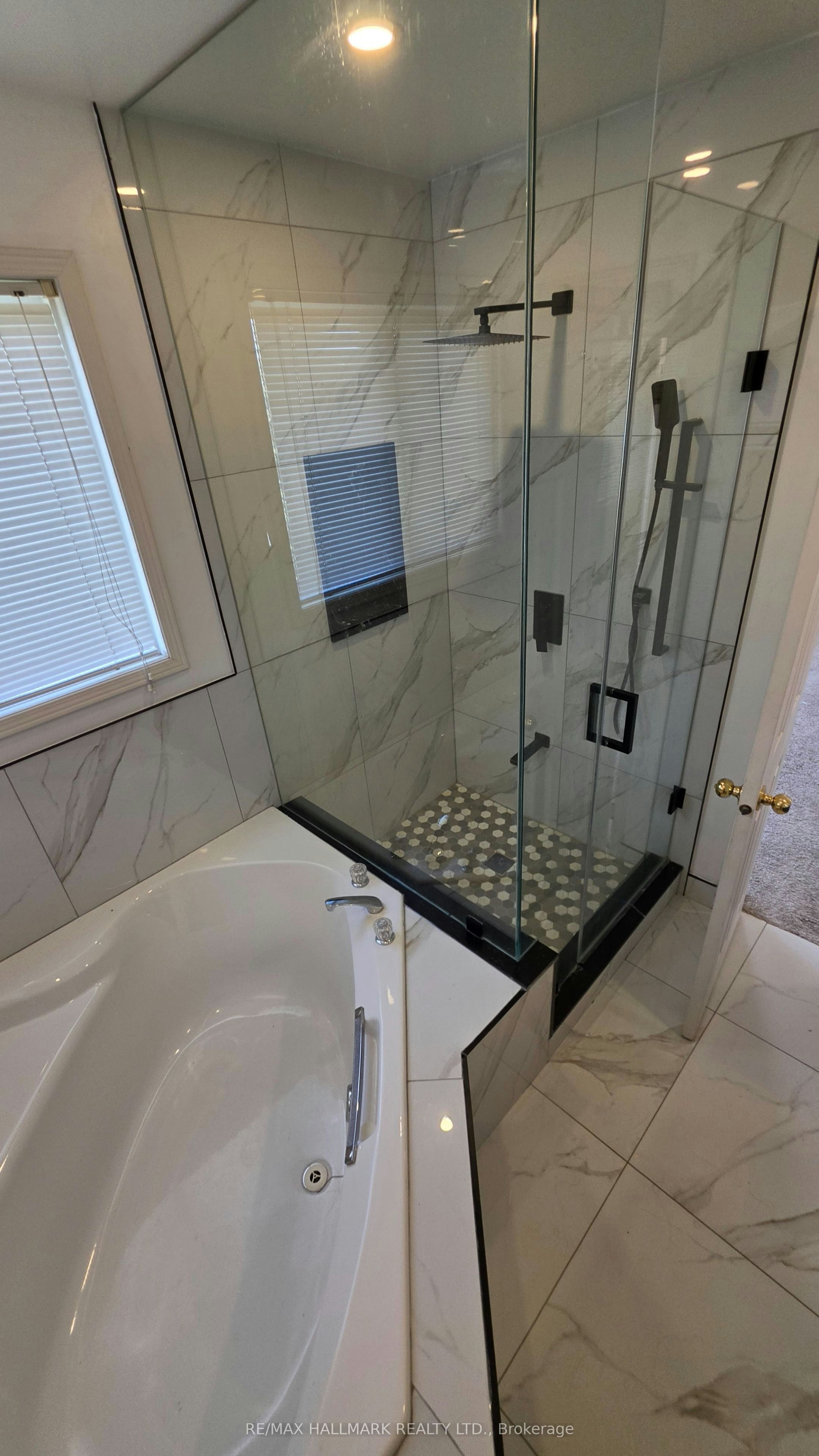 39 Pogson Drive, Whitby, ON, L1R 2H9 - 21