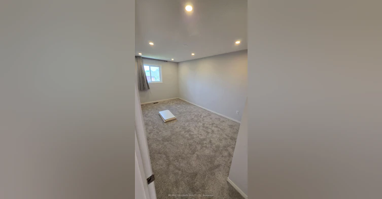 39 Pogson Drive, Whitby, ON, L1R 2H9 - 15