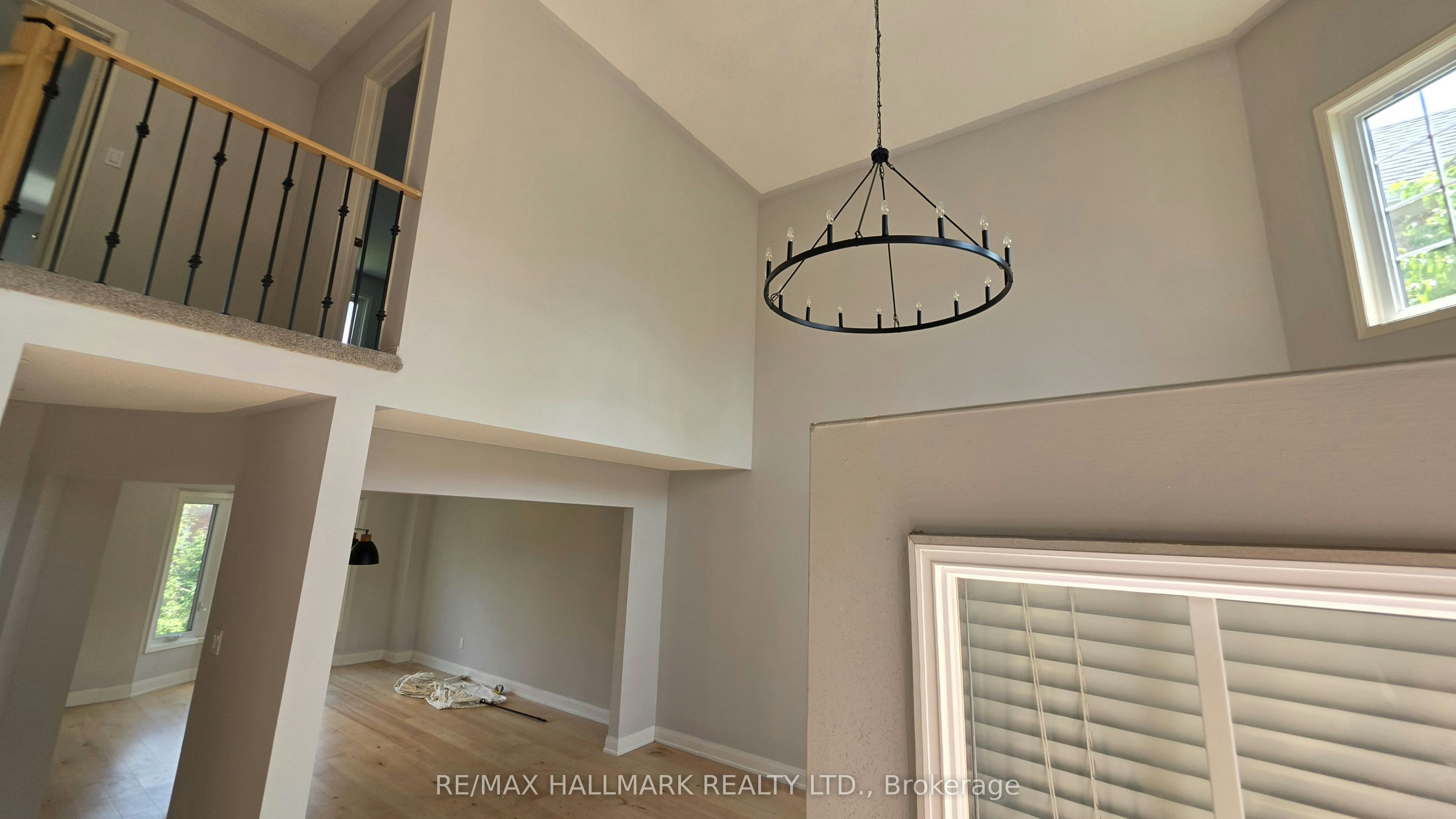 39 Pogson Drive, Whitby, ON, L1R 2H9 - 6