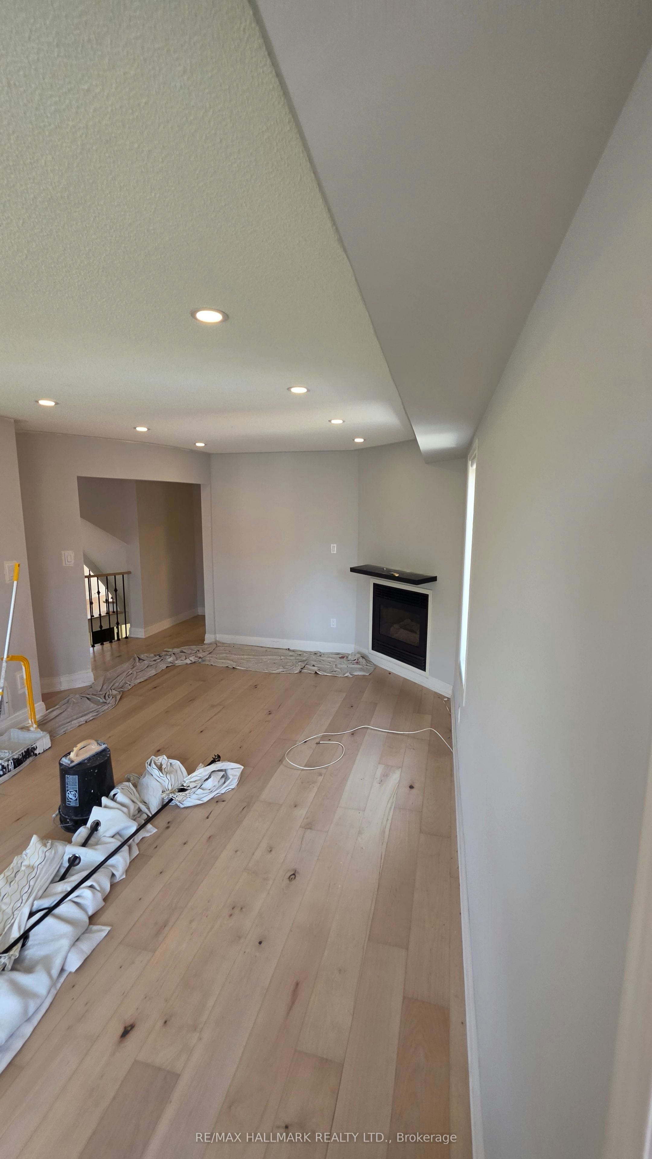 39 Pogson Drive, Whitby, ON, L1R 2H9 - 11