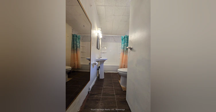 104 Centre Street N, Oshawa, ON, L1G 4B8 - 7