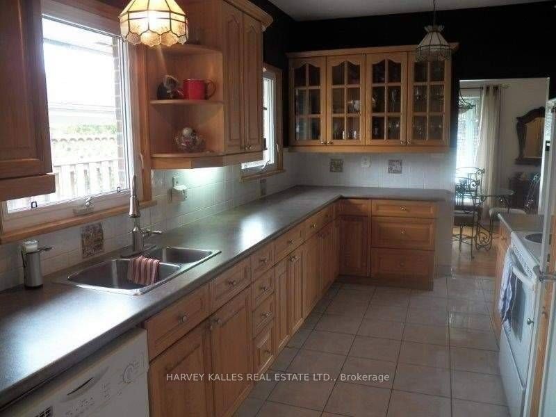 788 Batory Avenue, Pickering, ON, L1W 2W3 - 10