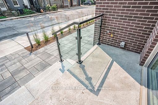 130-150 Logan Avenue, Toronto, ON, M4M 0E4 - 4