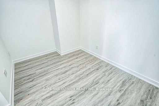 130-150 Logan Avenue, Toronto, ON, M4M 0E4 - 17