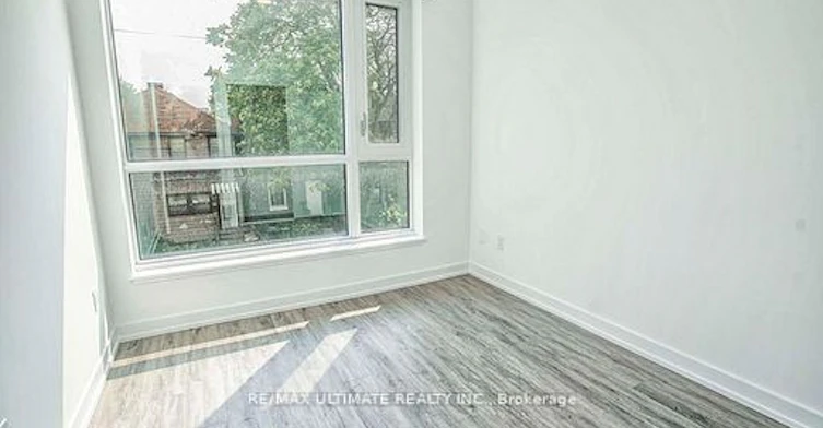 130-150 Logan Avenue, Toronto, ON, M4M 0E4 - 23