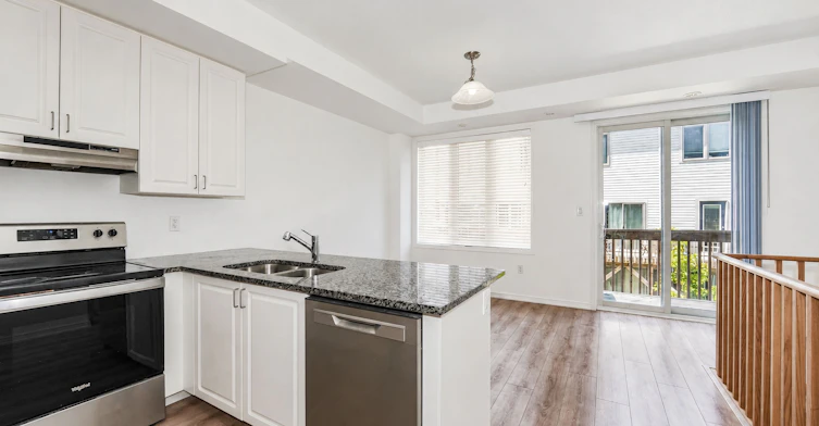 2560 Earleville Path, Oshawa, ON, L1L 0P9 - 7