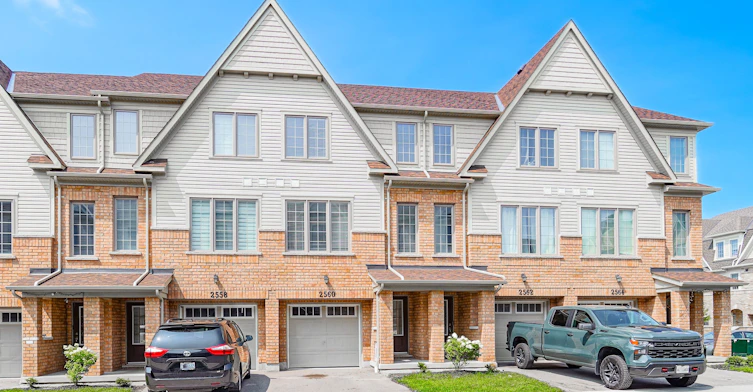 2560 Earleville Path, Oshawa, ON, L1L 0P9