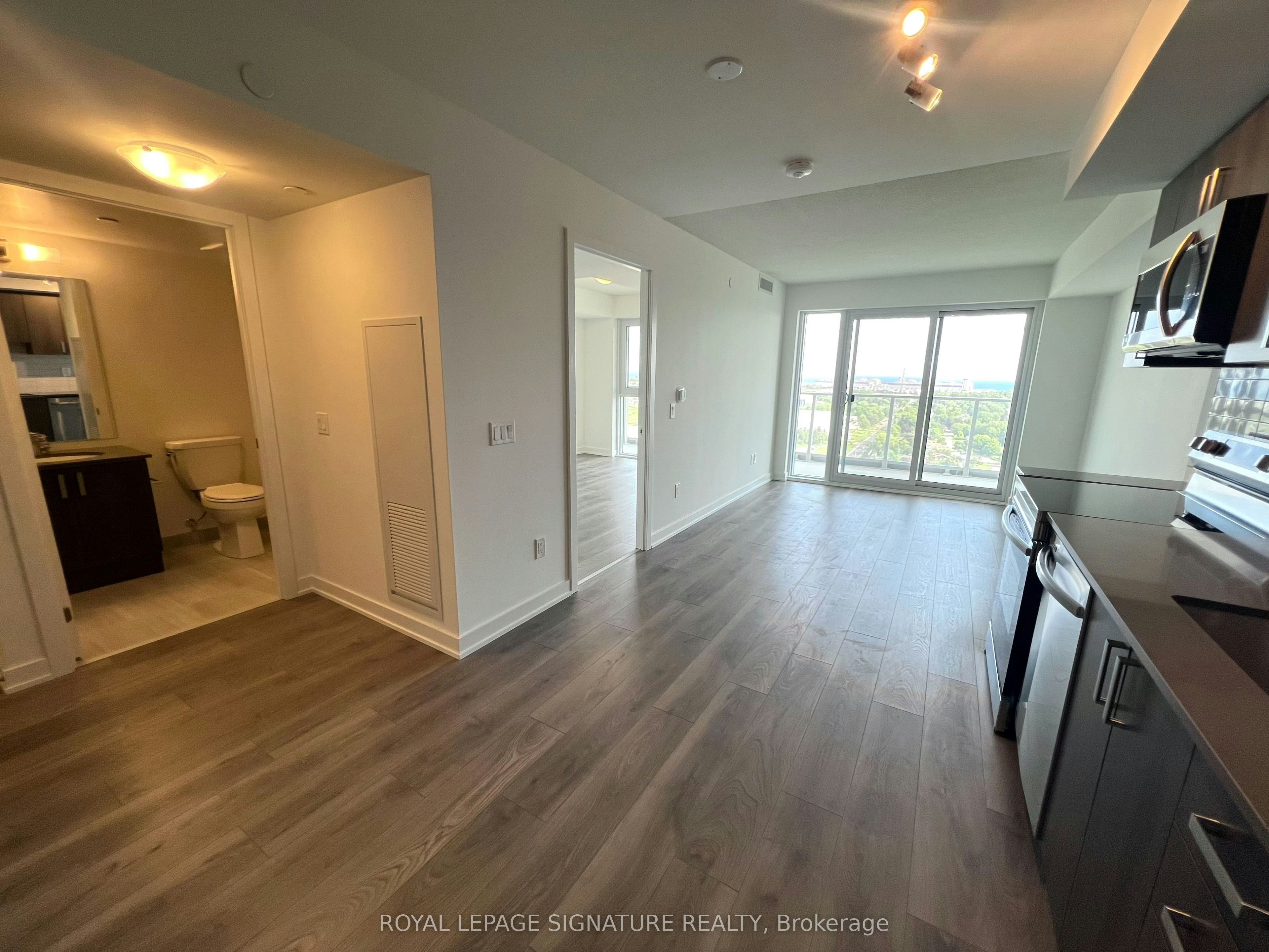 2106-1010 Sandy Beach Road, Pickering, ON, L1W 0C7 - 10
