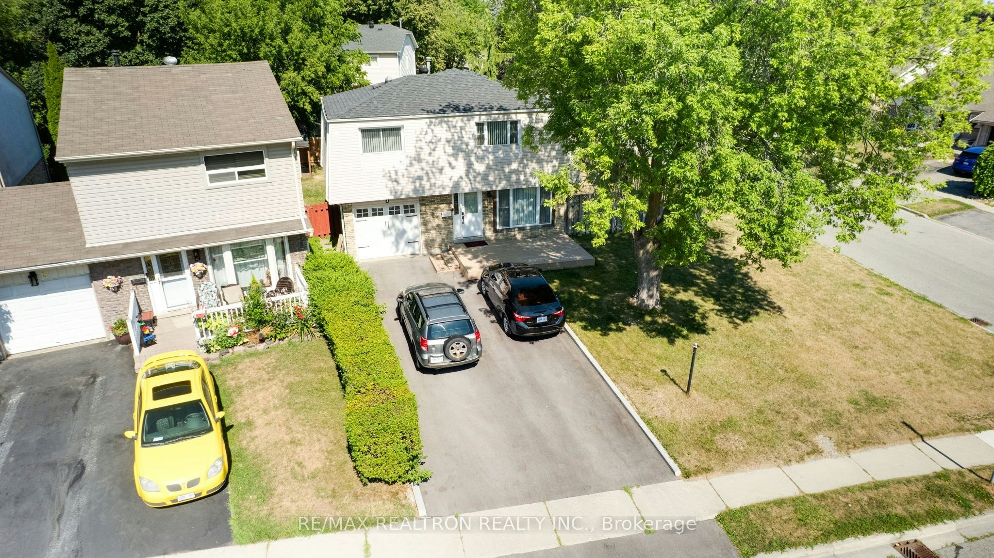 1 Harrison Court, Whitby, ON, L1N 6E2 - 2