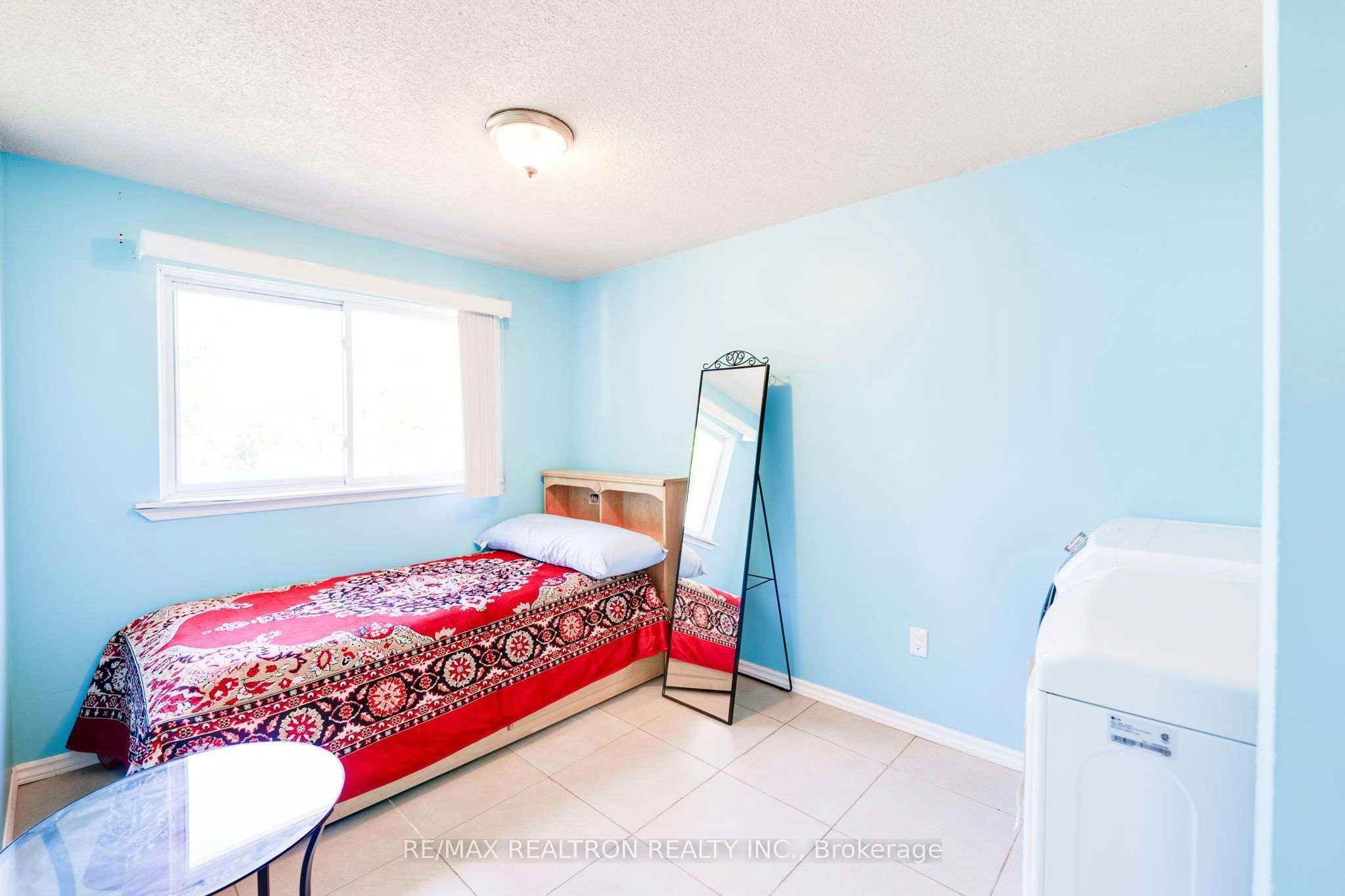 1 Harrison Court, Whitby, ON, L1N 6E2 - 19