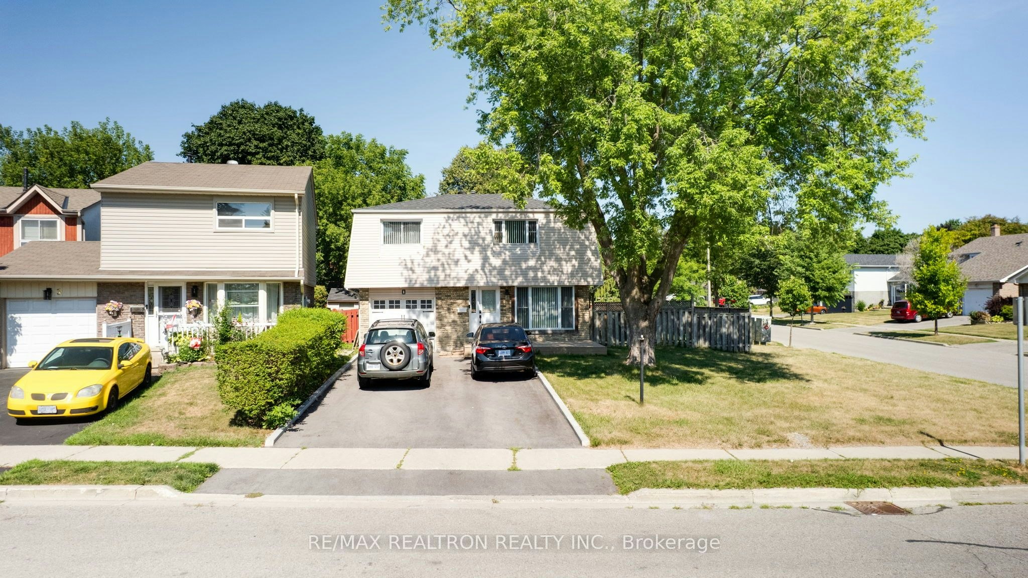 1 Harrison Court, Whitby, ON, L1N 6E2