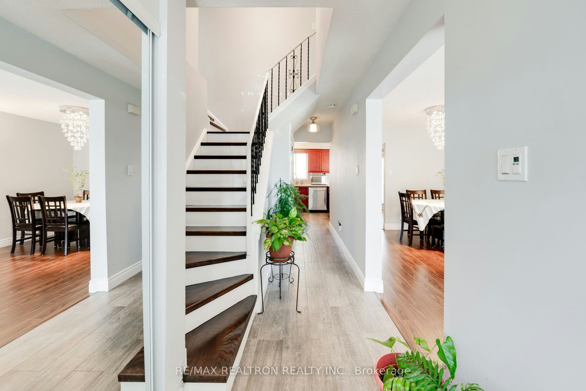 1 Harrison Court, Whitby, ON, L1N 6E2 - 3