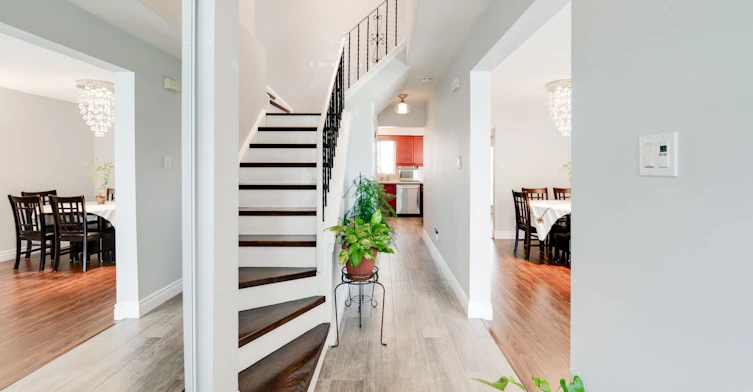 1 Harrison Court, Whitby, ON, L1N 6E2 - 3