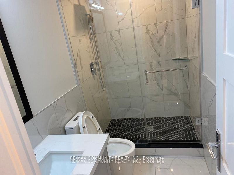 118 Queen Street, Whitby, ON, L1M 1C3 - 11