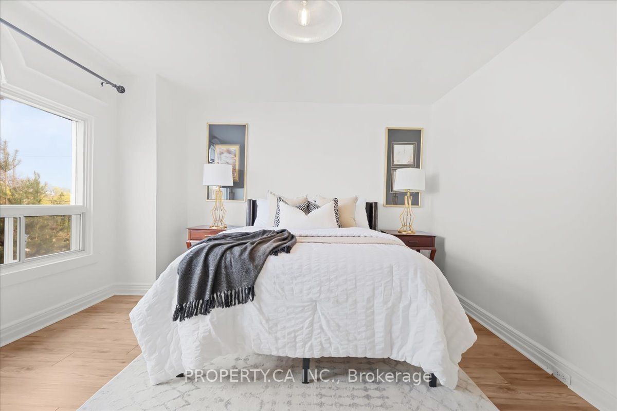 44 Beach View Crescent, Toronto, ON, M4E 2L5 - 24