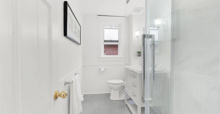 44 Beach View Crescent, Toronto, ON, M4E 2L5 - 27