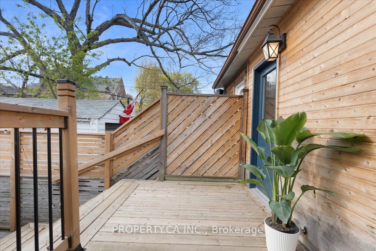 44 Beach View Crescent, Toronto, ON, M4E 2L5 - 36