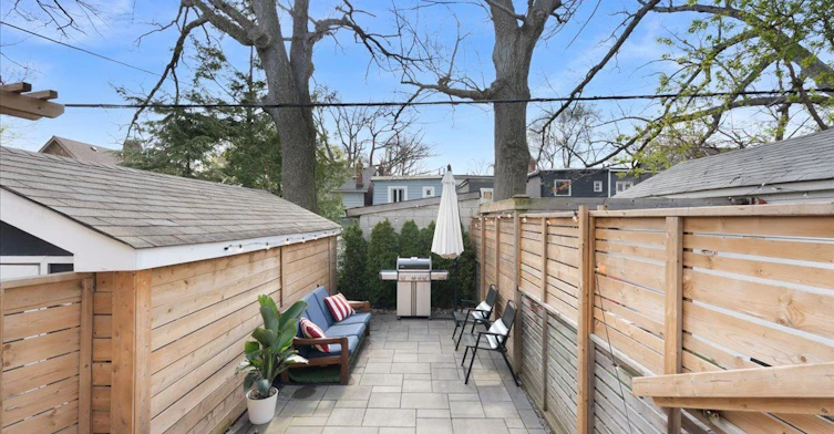 44 Beach View Crescent, Toronto, ON, M4E 2L5 - 39