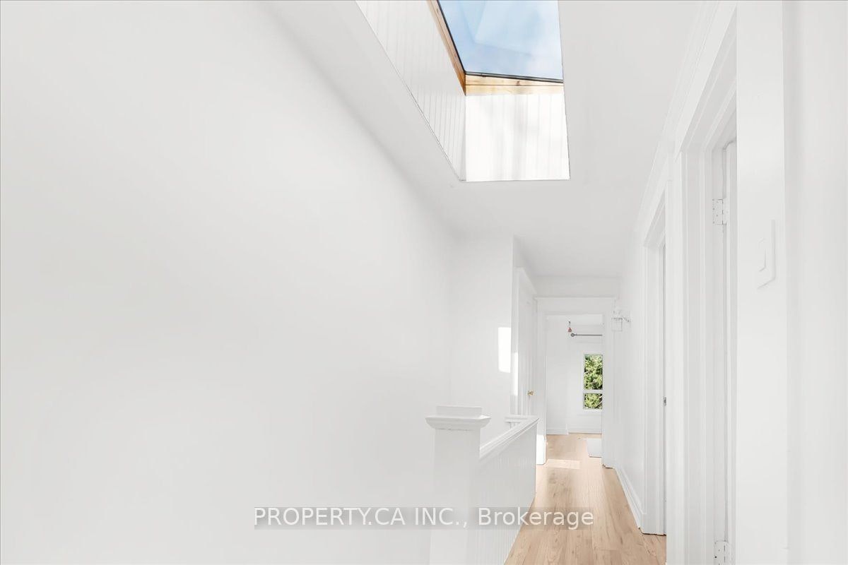 44 Beach View Crescent, Toronto, ON, M4E 2L5 - 22
