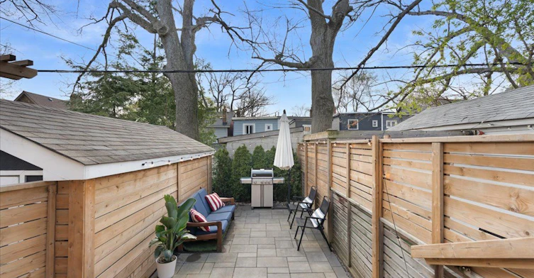 44 Beach View Crescent, Toronto, ON, M4E 2L5 - 40