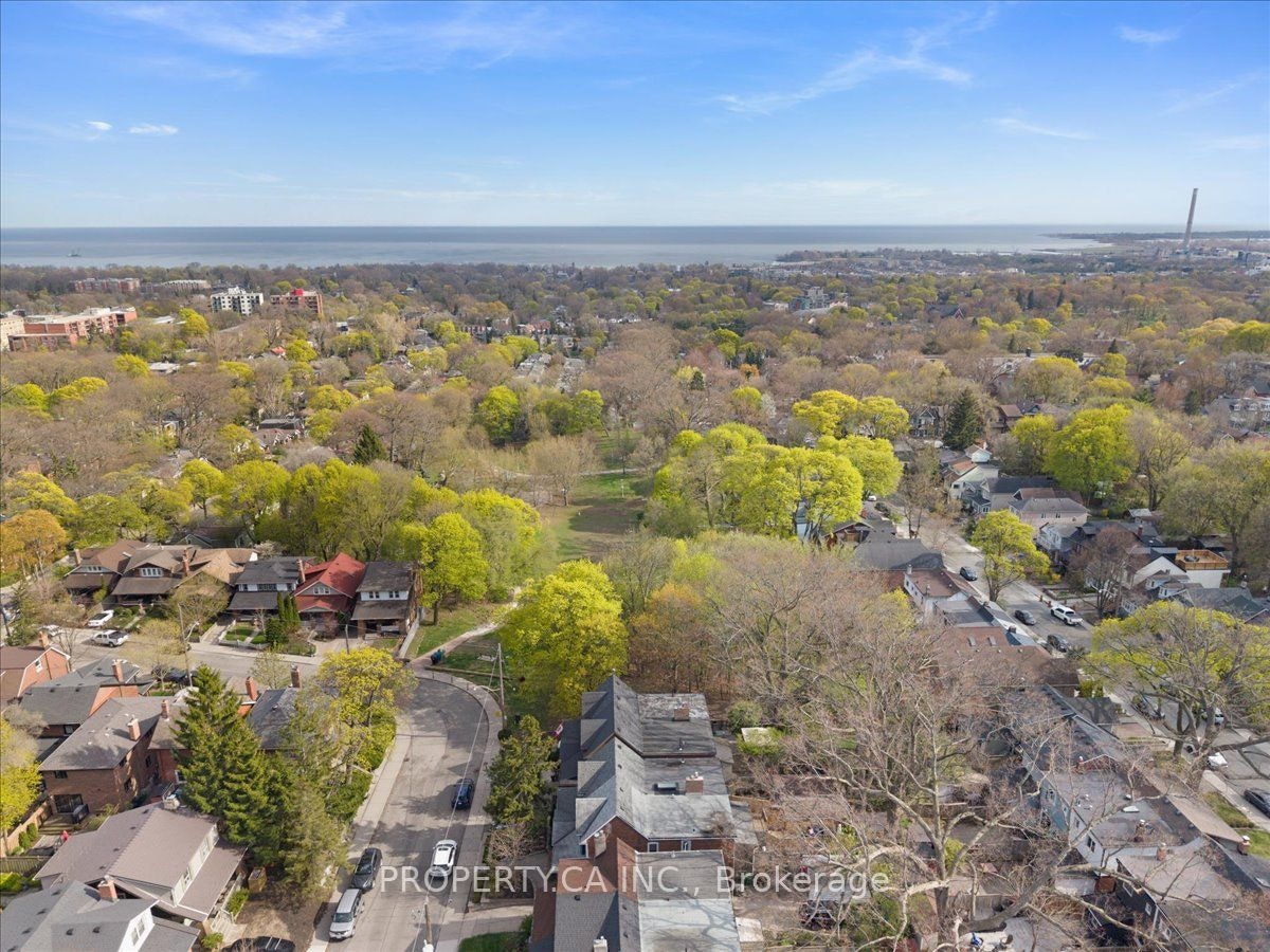 44 Beach View Crescent, Toronto, ON, M4E 2L5 - 45