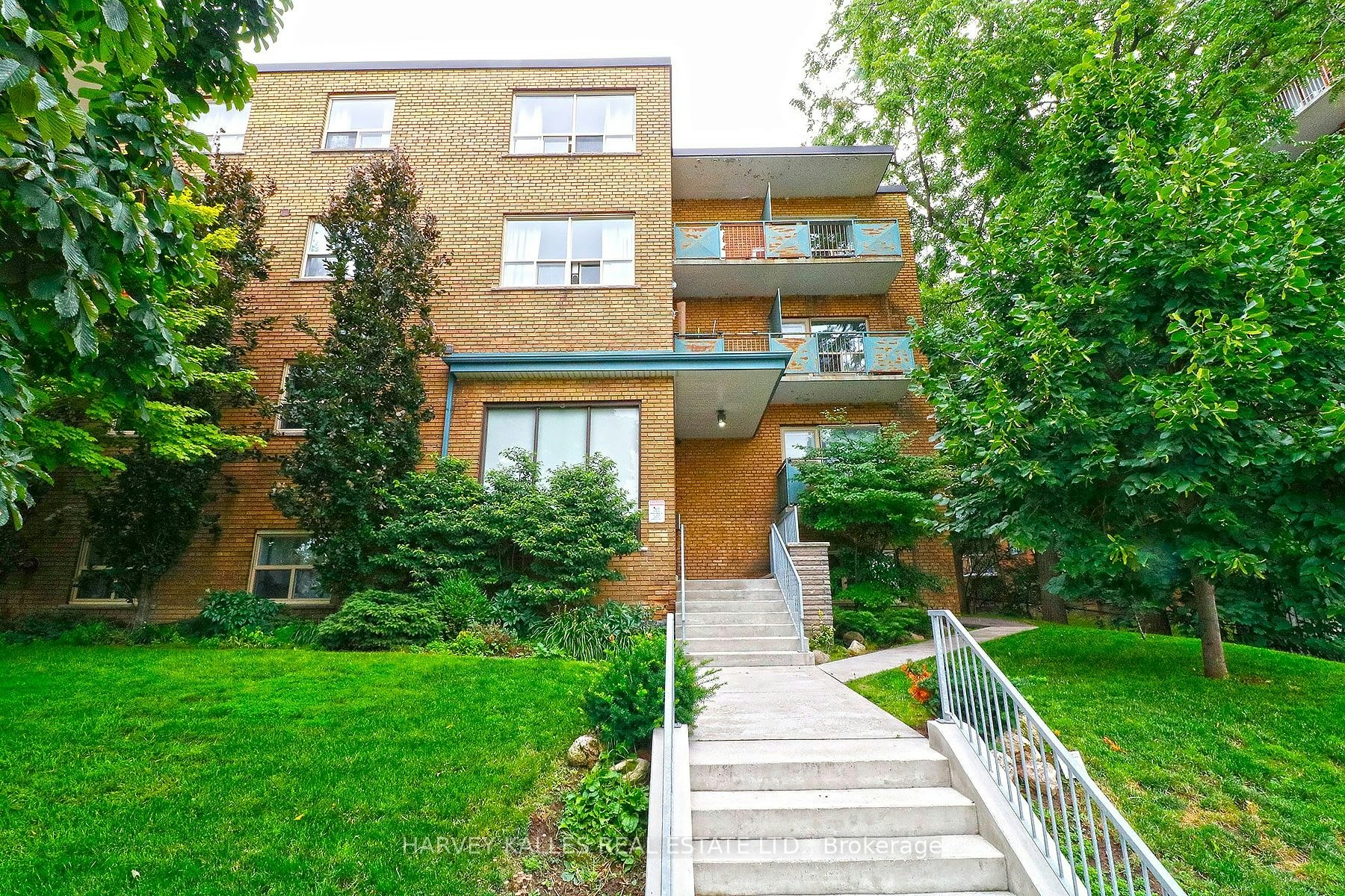 107-1751 Victoria Park Avenue, Toronto, ON, M1R 1S1