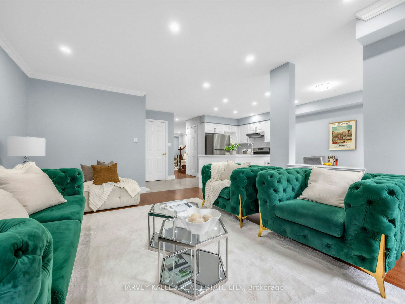 Main/Upper-2120 Erin Gate Boulevard, Pickering, ON, L1X 2V3 - 16