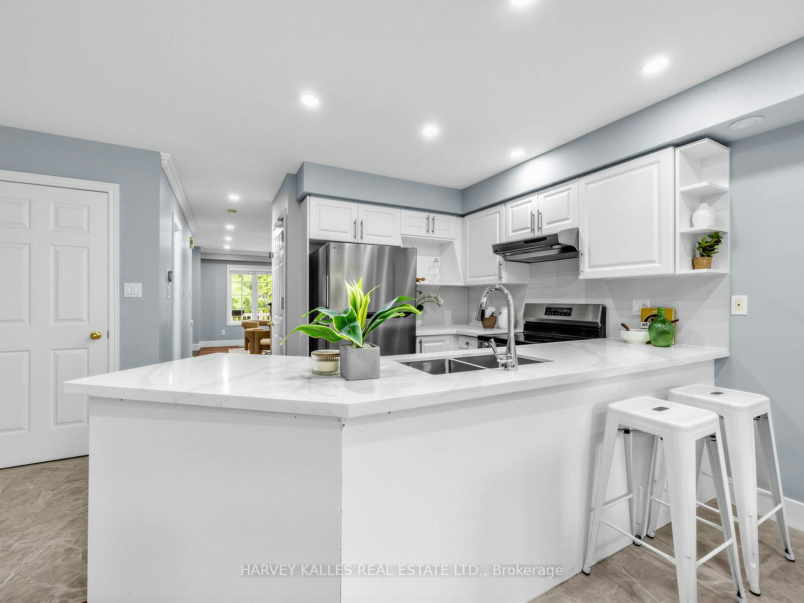 Main/Upper-2120 Erin Gate Boulevard, Pickering, ON, L1X 2V3 - 12