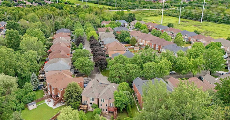 Main/Upper-2120 Erin Gate Boulevard, Pickering, ON, L1X 2V3 - 29