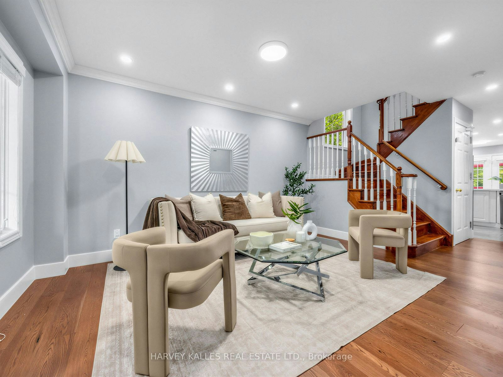 Main/Upper-2120 Erin Gate Boulevard, Pickering, ON, L1X 2V3 - 5