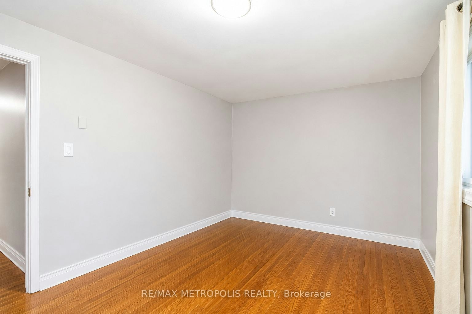 1098 Cedar Street, Oshawa, ON, L1J 3R9 - 18