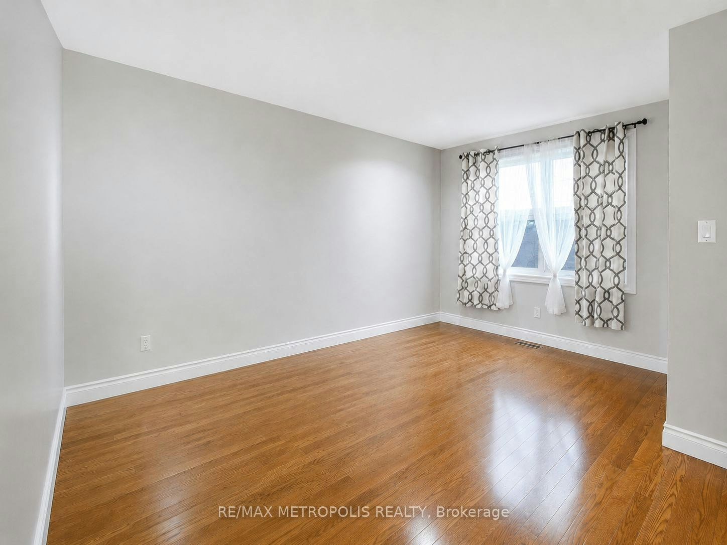 1098 Cedar Street, Oshawa, ON, L1J 3R9 - 12