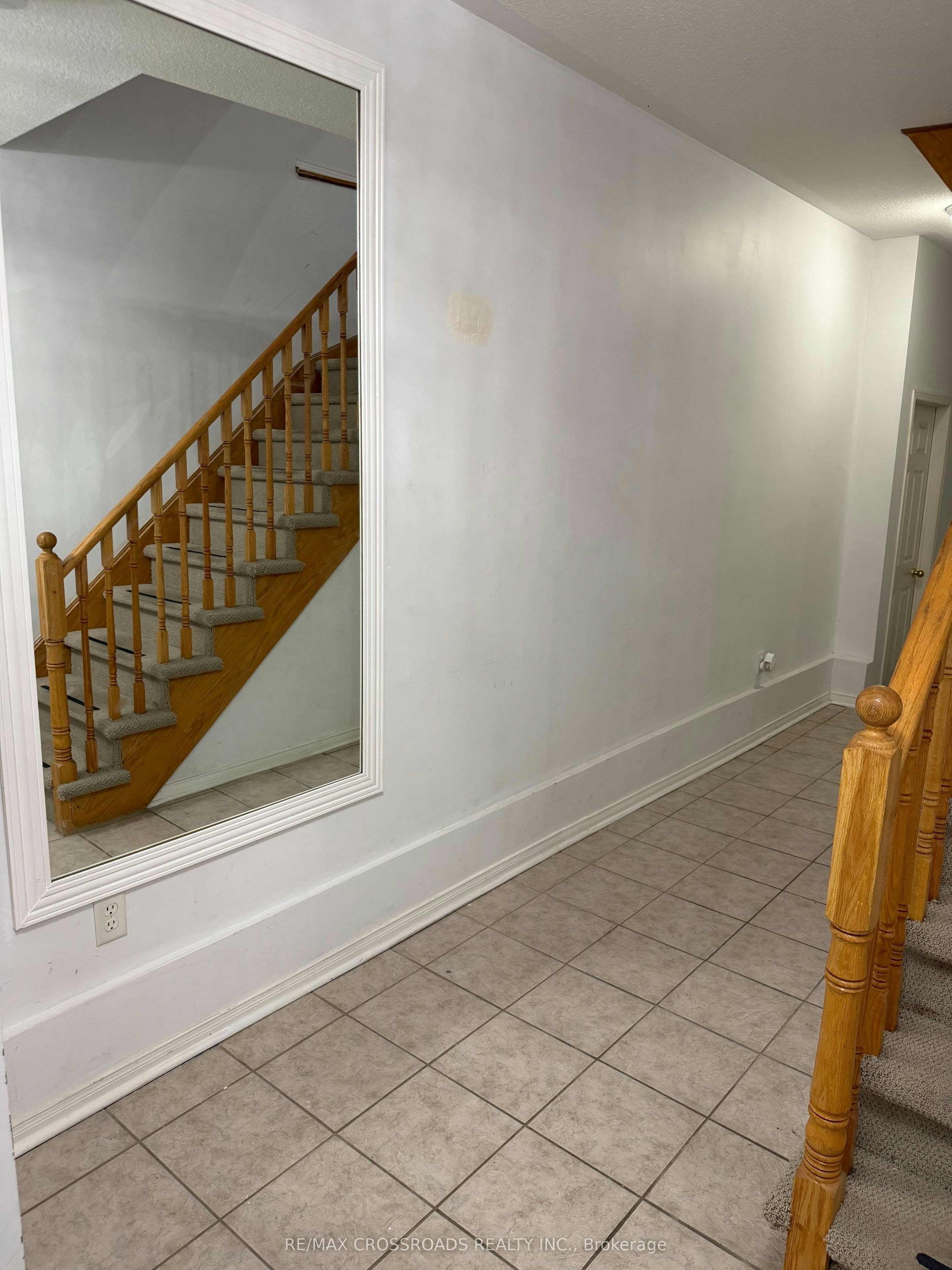 1547 Hummingbird Court, Pickering, ON, L1V 7H8 - 4