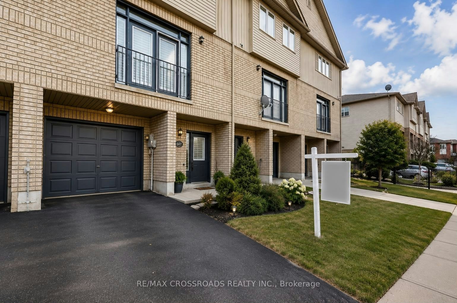 1547 Hummingbird Court, Pickering, ON, L1V 7H8