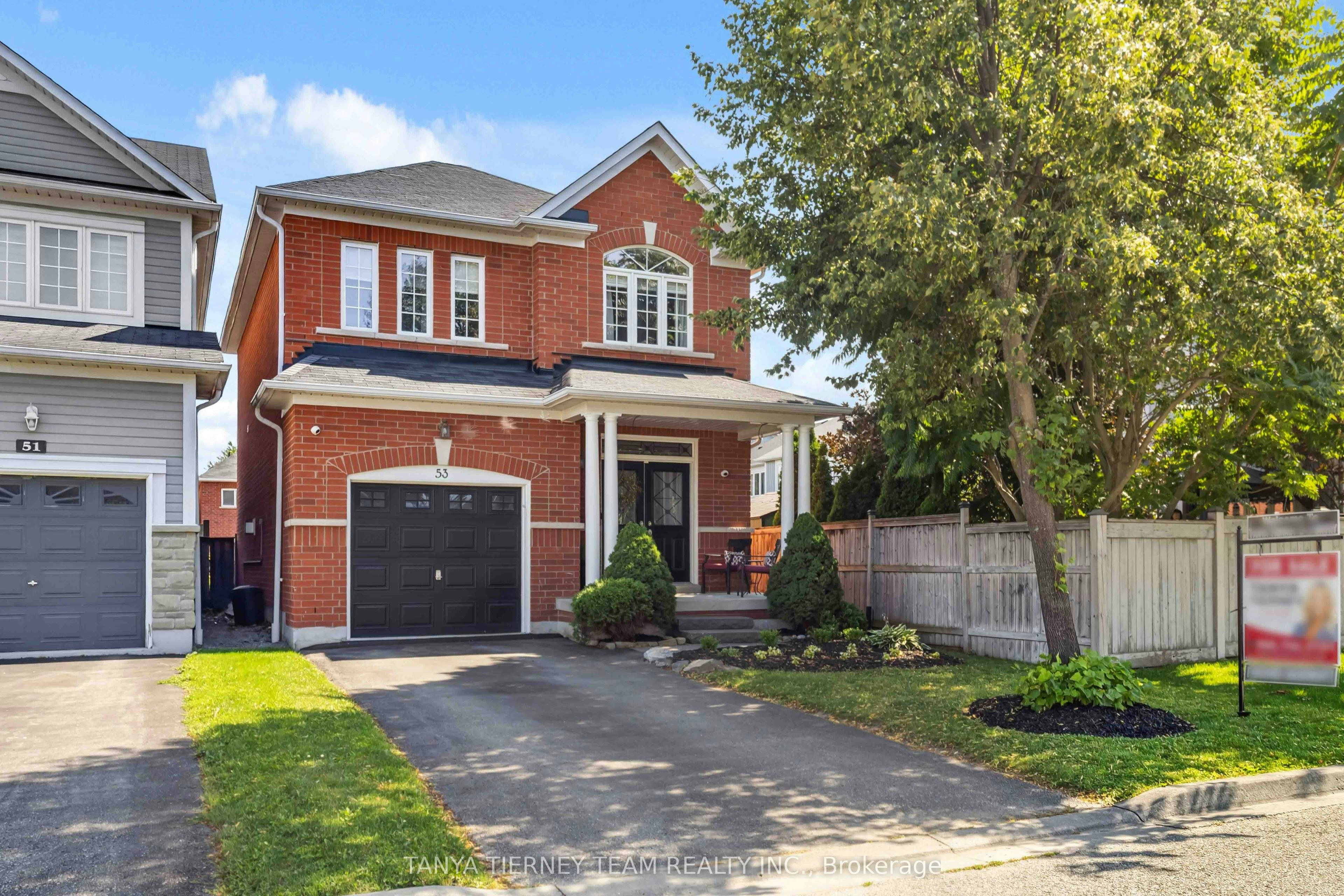 53 Chiswick Avenue, Whitby, ON, L1M 0E1