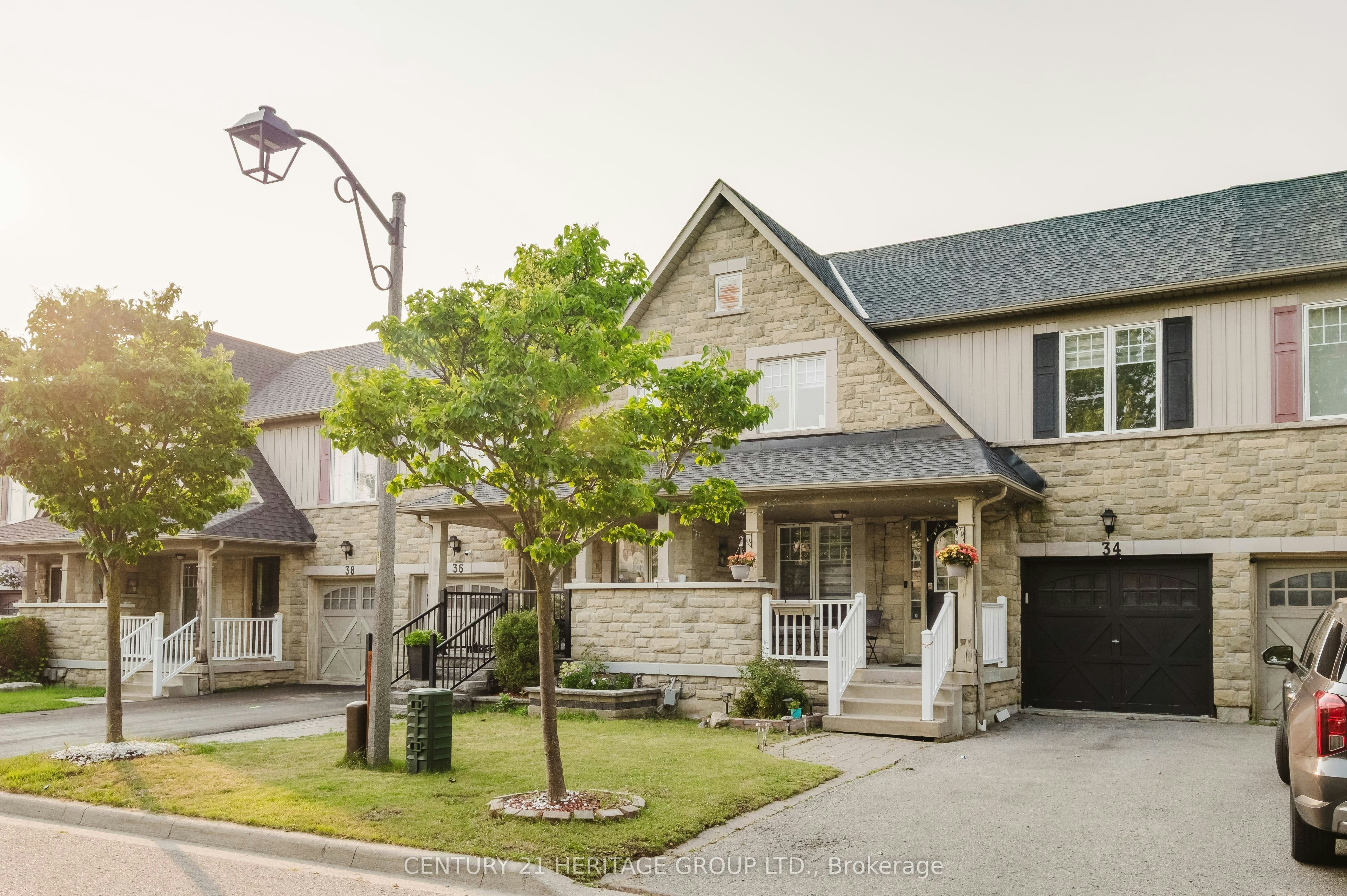 34 Haverhill Crescent, Whitby, ON, L1R 3E7
