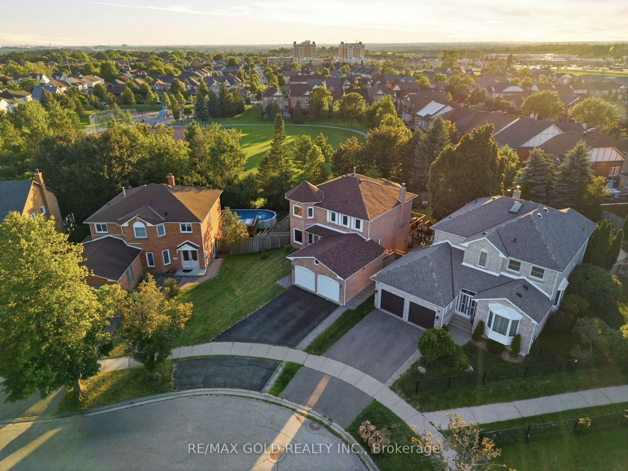 38 Silverbirch Place